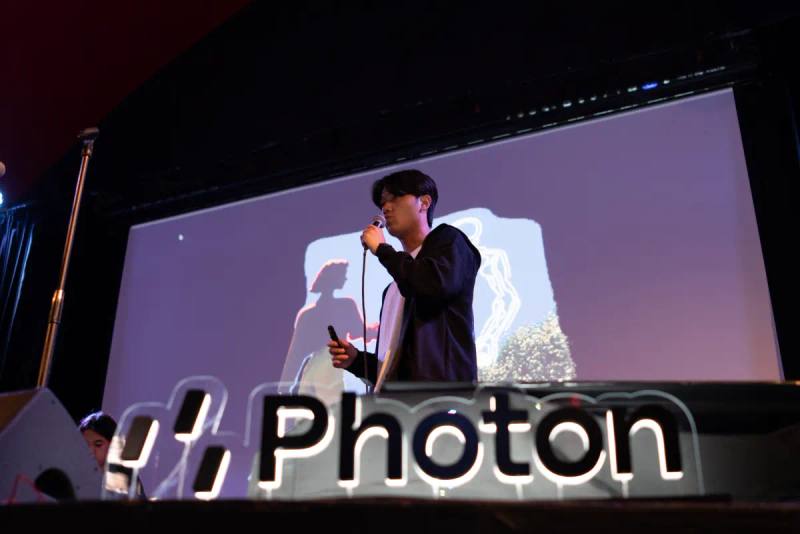 استارتاپ Photon با جذب ۴.۵ میلیون دلار، زیرساخت ساخت ایجنت روی iMessage و WhatsApp را توسعه می‌دهد